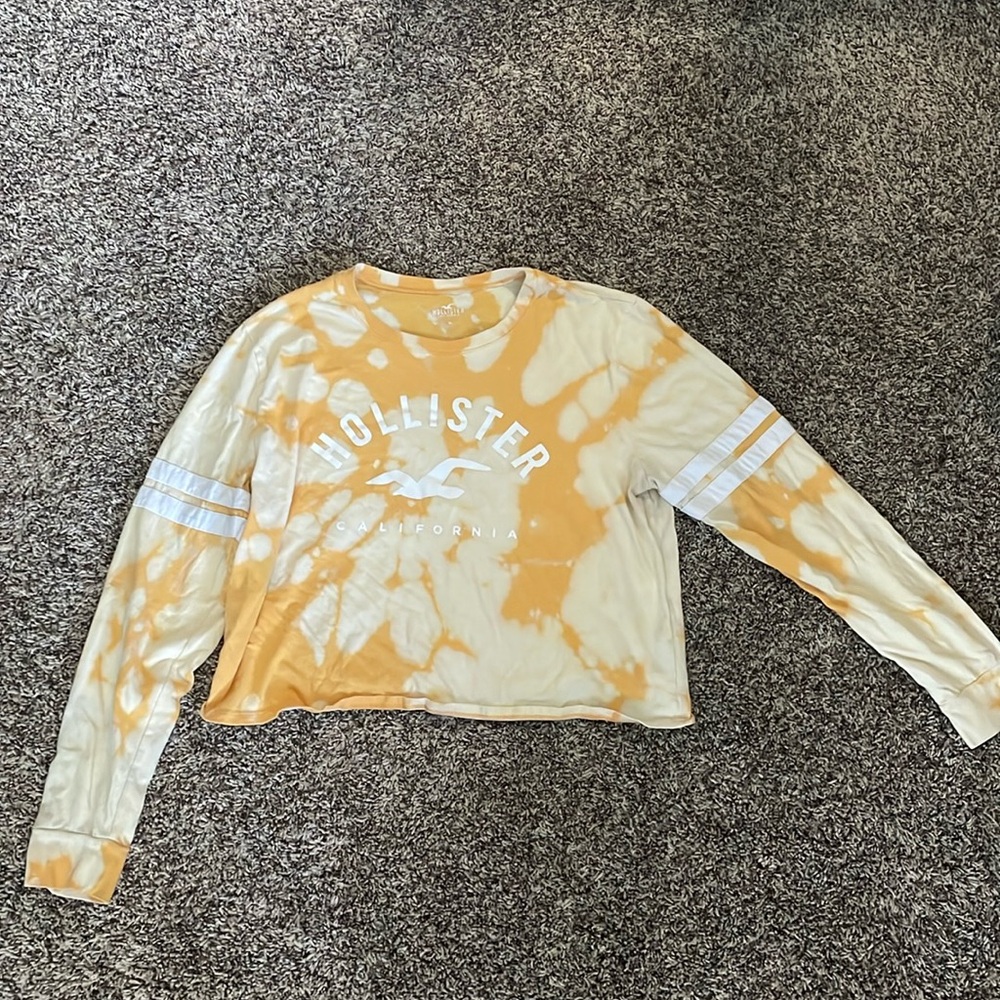 Cropped long sleeve shirt